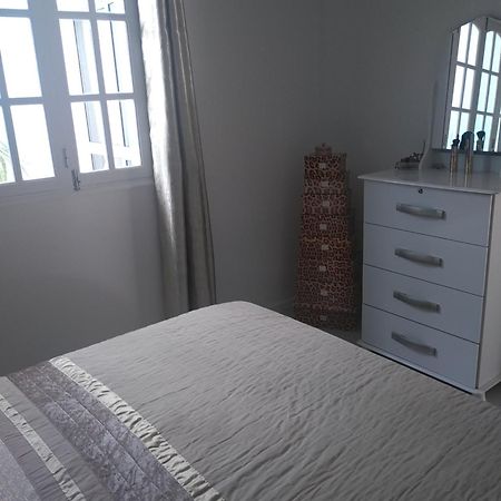 Maderalzinho Apartment Mindelo Cameră foto