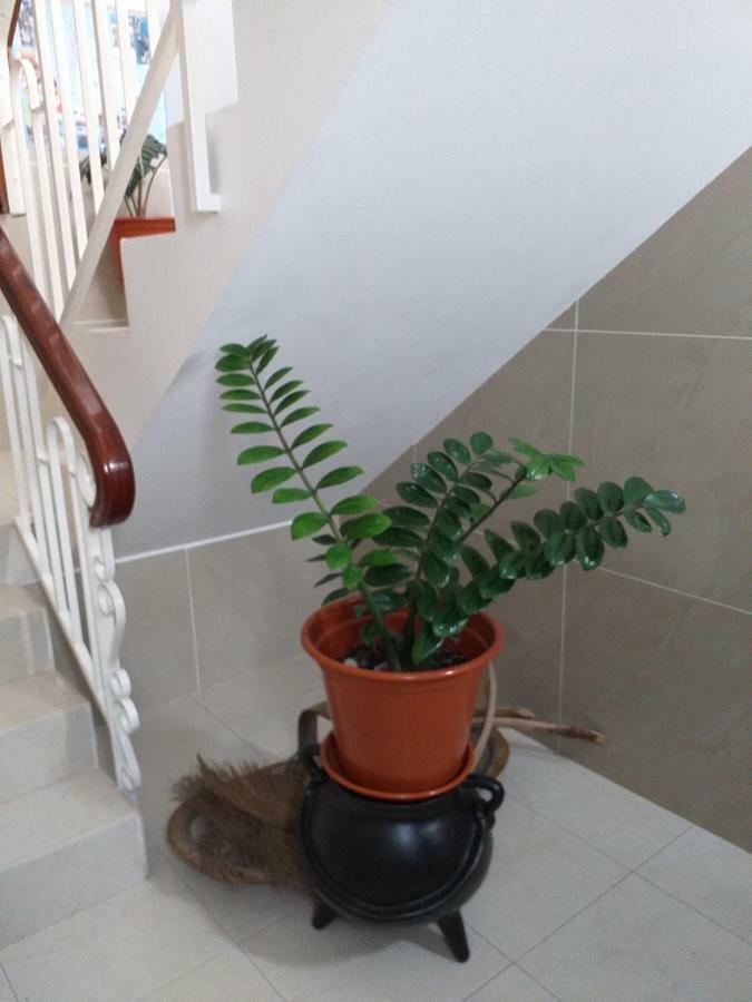 Maderalzinho Apartment Mindelo Exterior foto